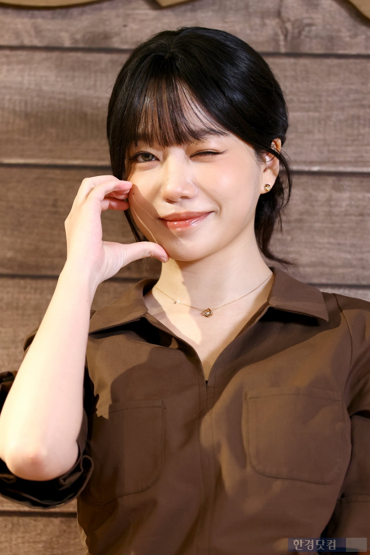 [포토] 조유리, '귀엽게 웃는 미소에 심쿵'