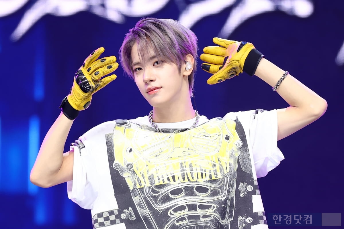 [포토] 클로즈 유어 아이즈 송승호, '팬들 반하게 만드는 멋짐'