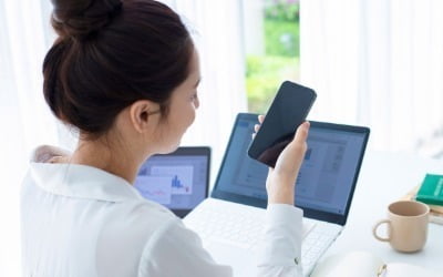 "커뮤니티 글 잘 보라"…'80% 폭등' 하루 전 신호 있었다