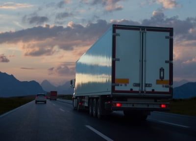 새벽배송 제한 '반대' 국민청원 동의자 1만명 돌파…택배노조 "속도경쟁 안돼"
