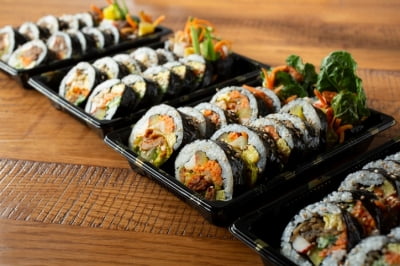 "김밥 300줄 살게요" 공문 보여준 손님 믿었는데…600만원 털렸다