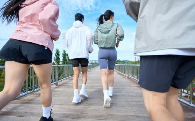 이름값 제대로 했네…'러닝 재킷' 가성비 압도적 1위는