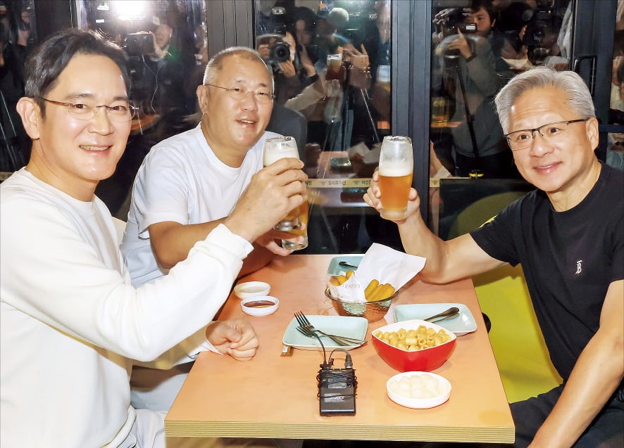 노키아 투자, 깐부치킨 회동…젠슨 황의 큰 그림은 [빈난새의 빈틈없이월가]