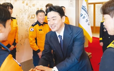 외교 강행군에 李 '몸살'…일정 취소