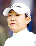 여자 골프 한·일전…日, 톱10 휩쓸었다