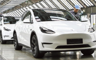 [임현우 기자의 키워드 시사경제] '제 살 깎기 경쟁'에 말려든 중국 경제