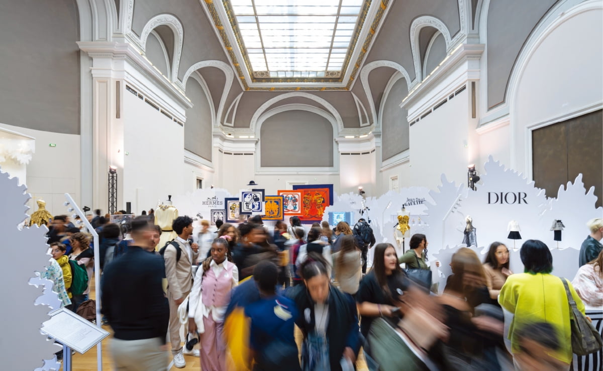 거대한 공방 된 '그랑팔레'…럭셔리의 본질을 되묻다