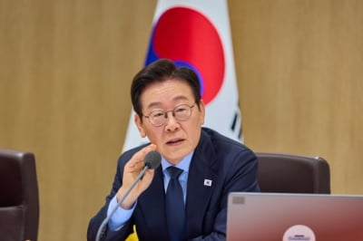 [속보] 李대통령, 이화영 재판 검사 집단퇴정에 "엄정 감찰" 지시