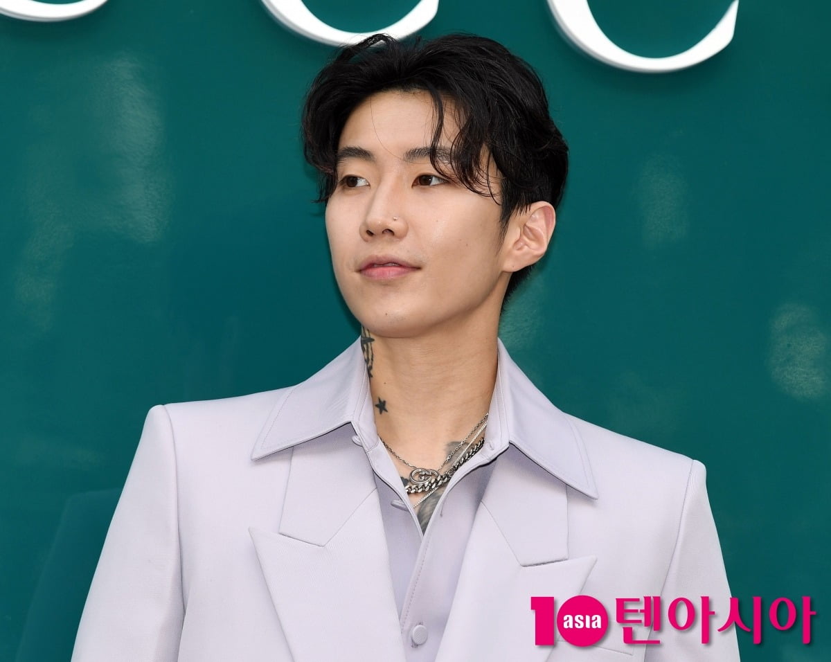 LNGSHOT, Jay Park's New Boy Group, Releases '4SHOBOIZ MIXTAPE' Showcasing Unique Musical Style