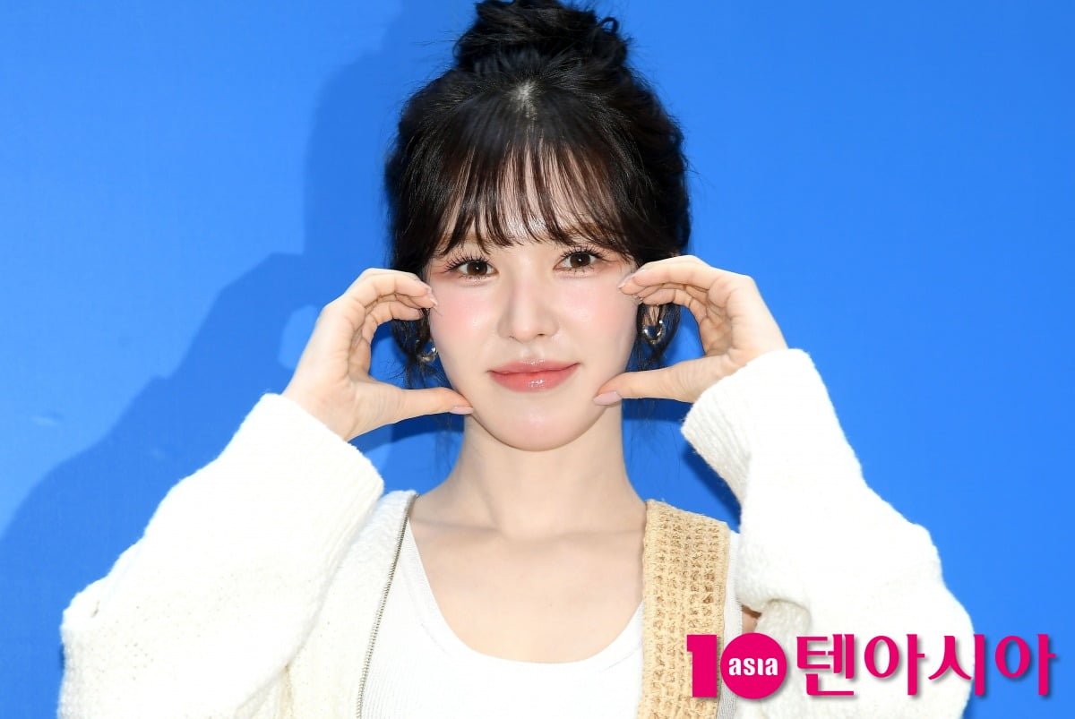 Red Velvet's Wendy Tops Poll as Most Desired Singer to Make Kimchi With