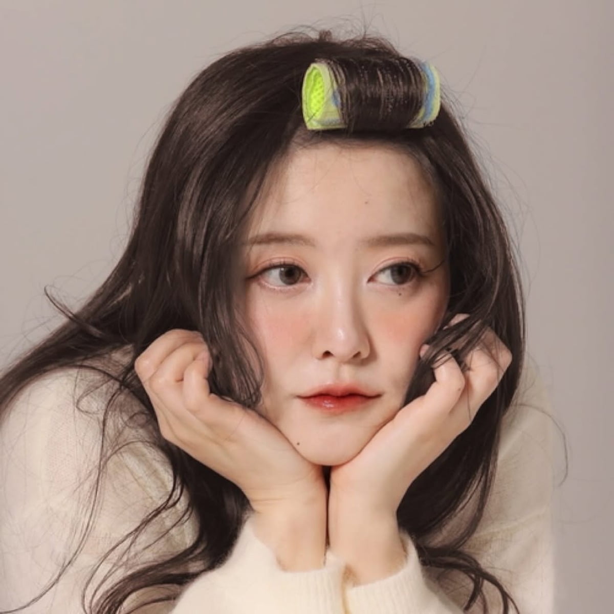 Koo Hye-sun Teases New Venture 'KOOROLL' and Celebrates Academic Achievements