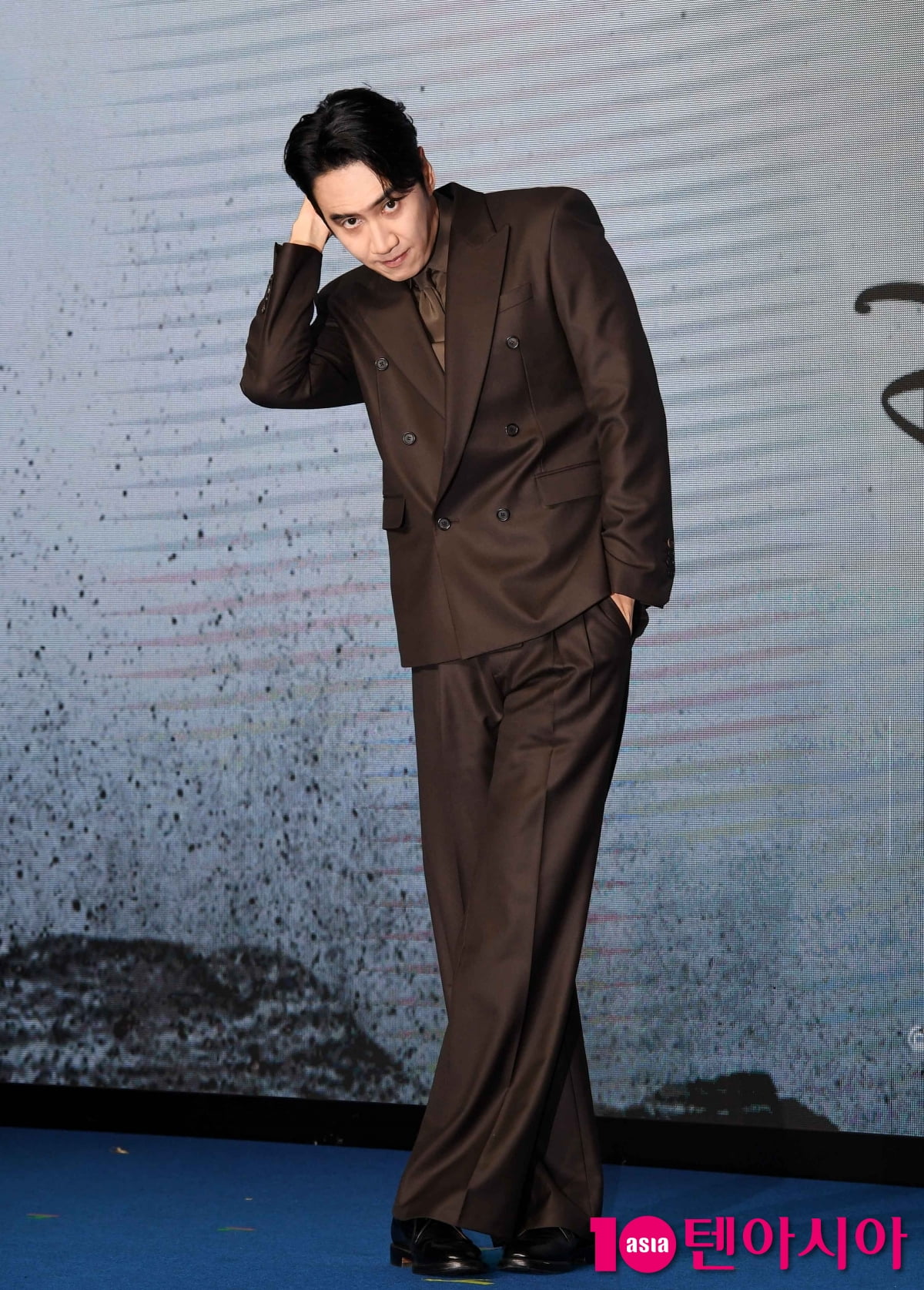 Lee Kwang-soo Attends Press Conference for Disney+ Original Series 'The Manipulated'