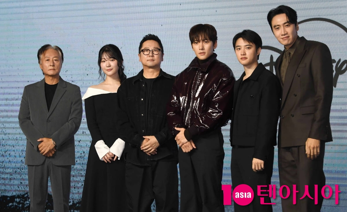 ディズニープラス新作『ジョガクドシ』制作発表会にジ・チャンウク、ド・ギョンスらが出席