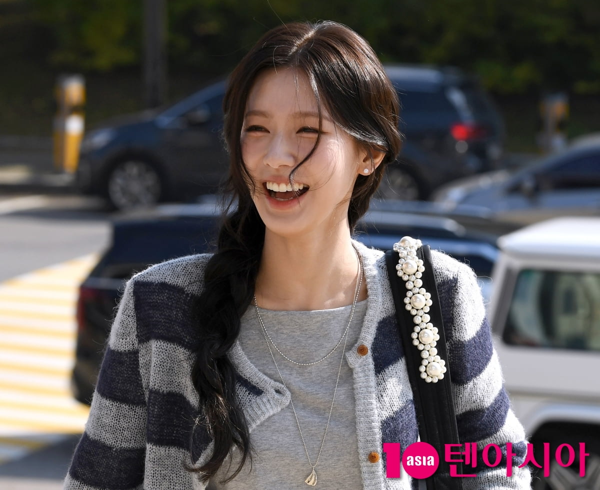 i-dleのミヨン、ミニ2集『MY, Lover』のプロモーションでKBS『イ・ウンジの歌広場』に登場