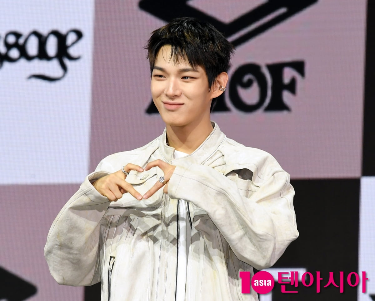 AHOF's Steven Attends 'The Passage' Showcase in Seoul