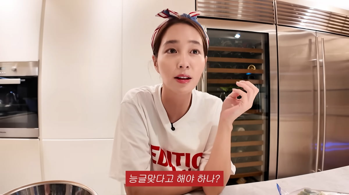 Lee Min-jung Responds to Lee Byung-hun's Claims with Humor and Warmth