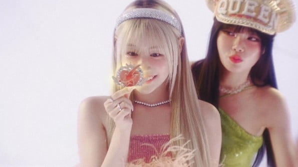 FIFTY FIFTY、新曲「Eeny meeny miny moe」MVで視覚的な楽しさを提供