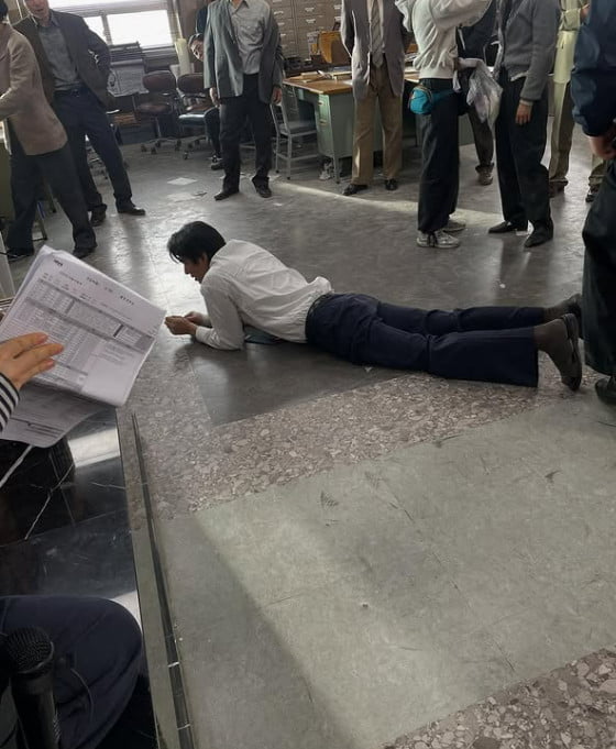 イ・ミンホ、近況報告！新作映画『暗殺者(たち)』撮影中