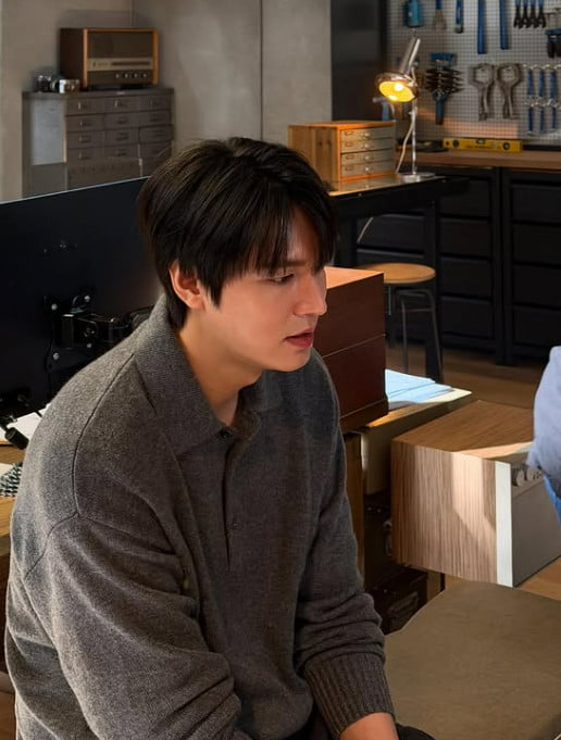 イ・ミンホ、近況報告！新作映画『暗殺者(たち)』撮影中