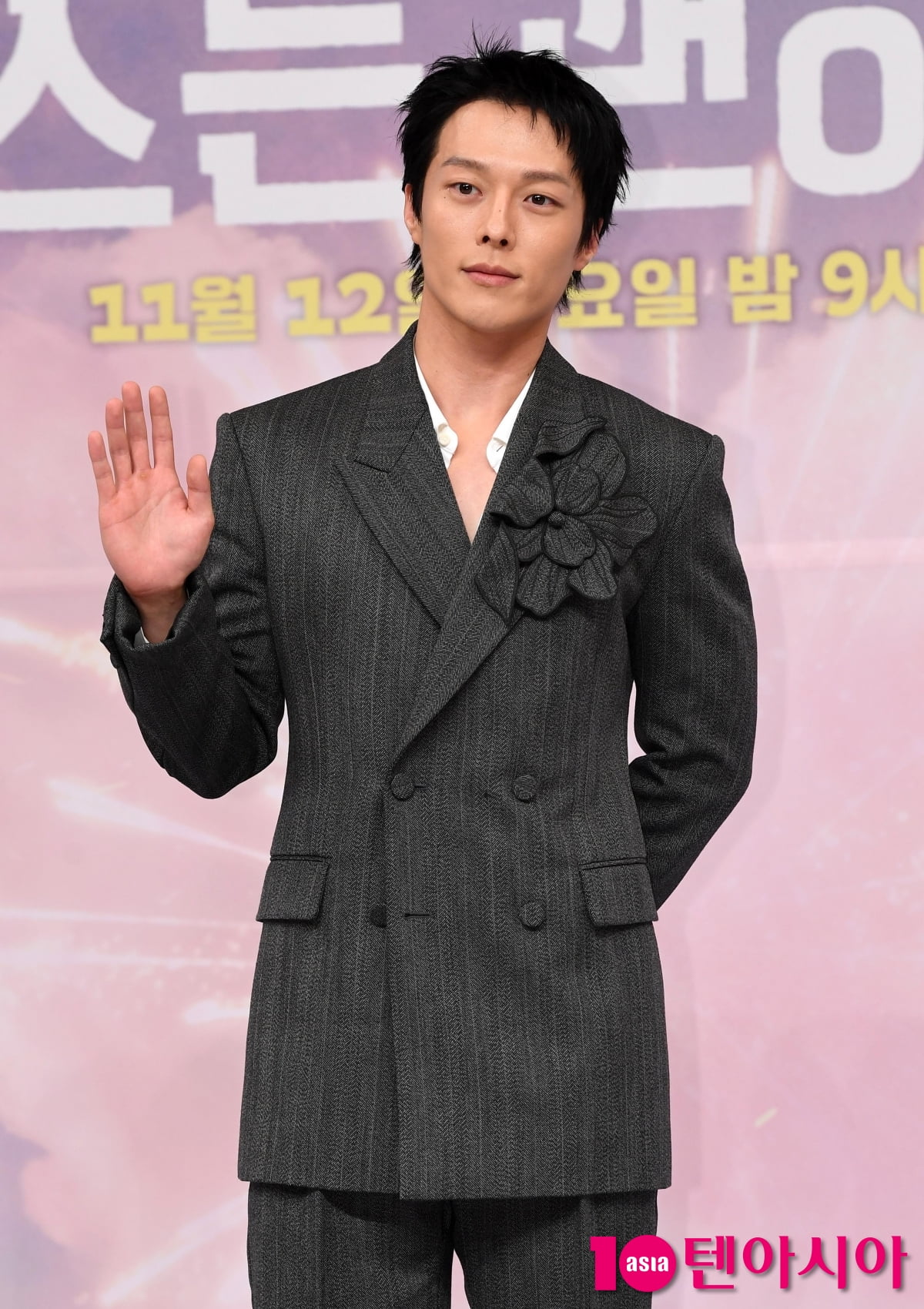 新ドラマ『キスは無駄にして！』制作発表会にチャン・ギヨンが登場