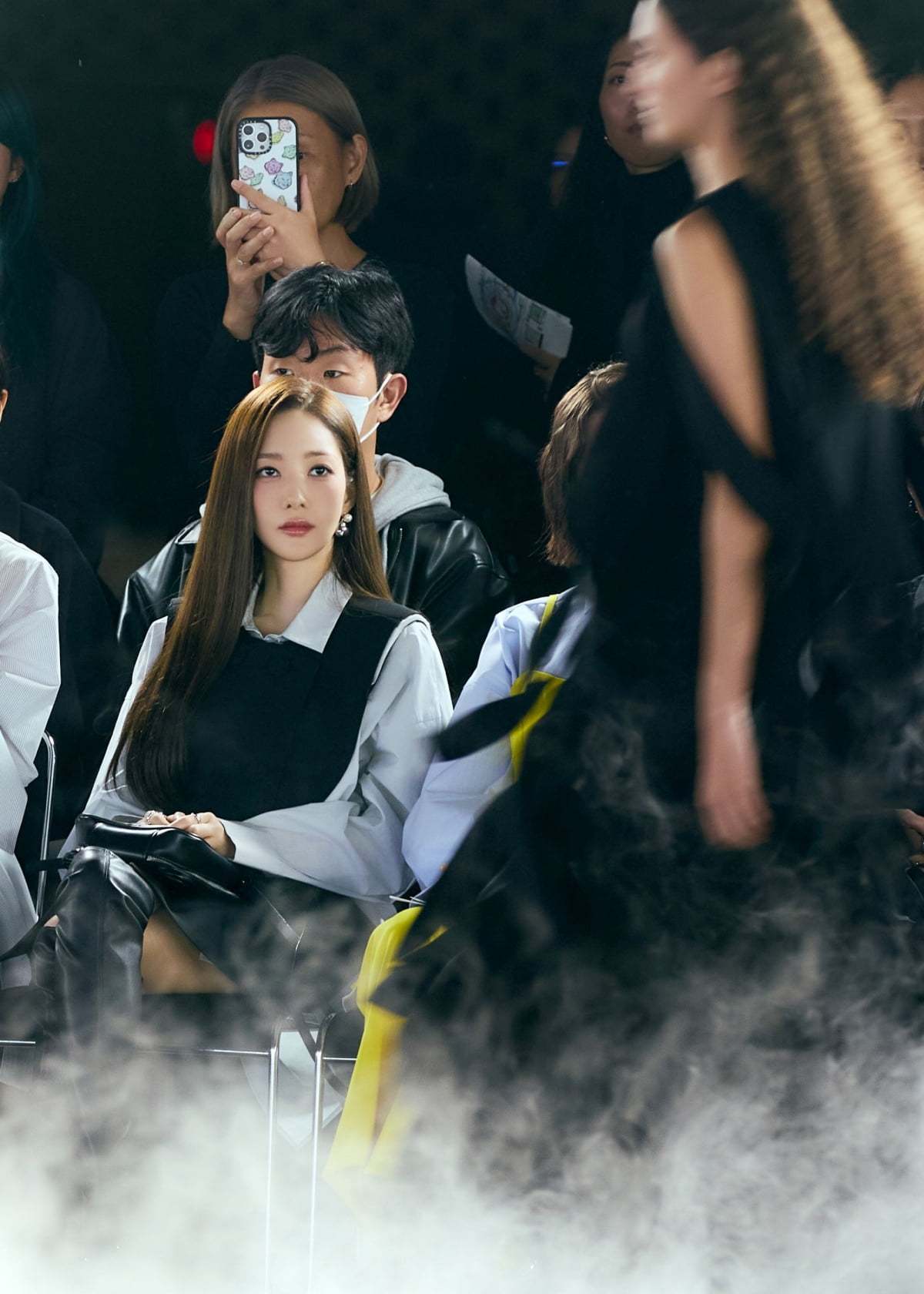 Park Min-young Shines at ENFOLD's 2026 Spring-Summer Collection in Tokyo