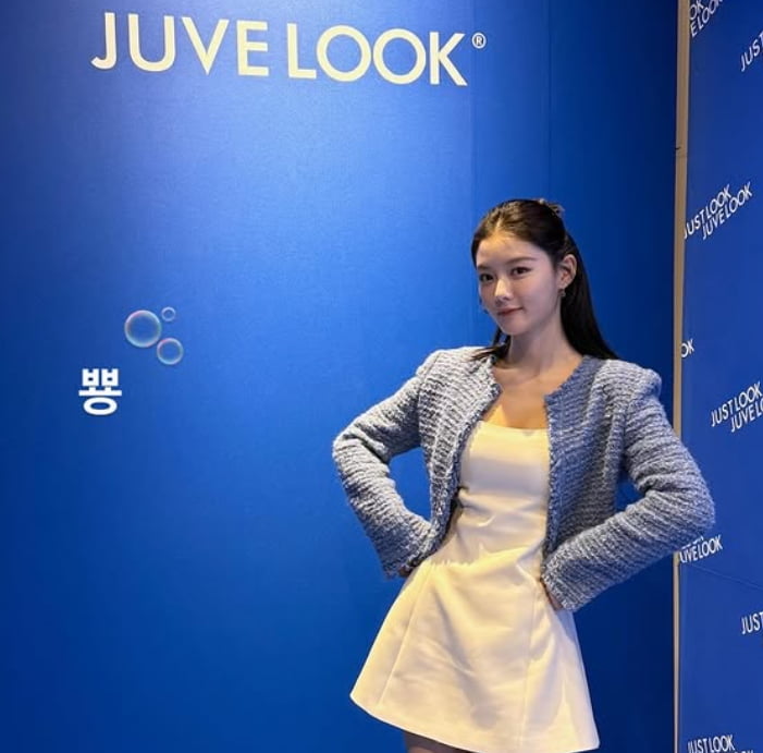 Kim Yoo-jung Stuns with Goddess-like Styling in Latest Photos