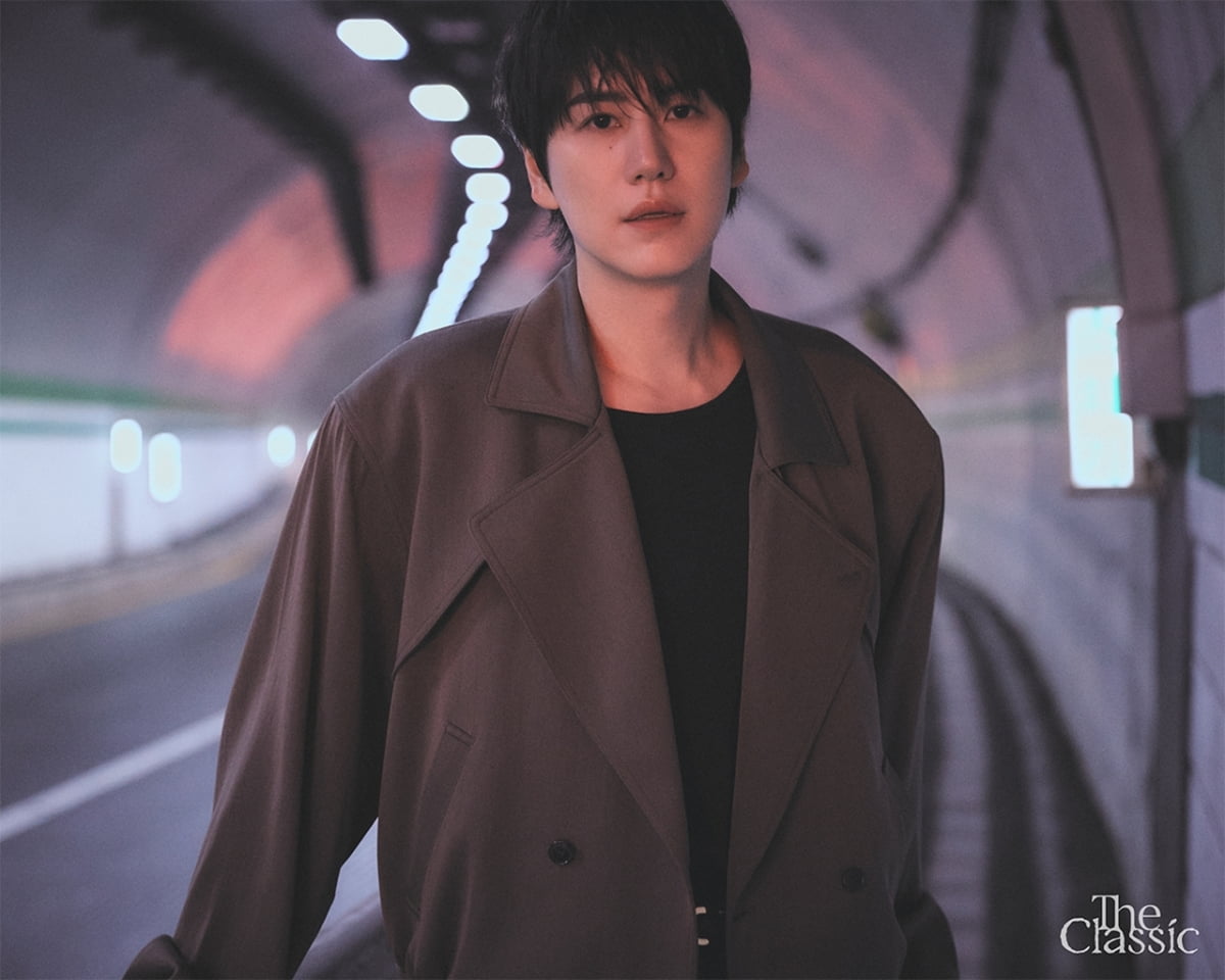 Kyuhyun Returns with Deeply Resonant Music in New EP 'The Classic'
