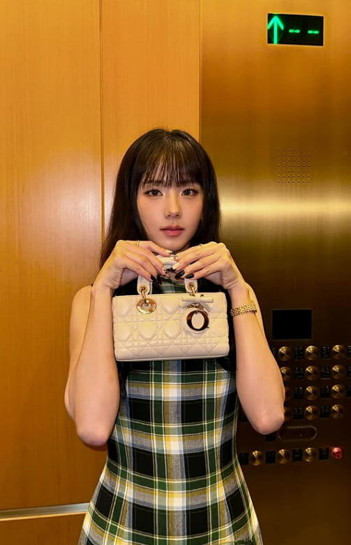 BLACKPINK's Jisoo Stuns with New Look in New York City