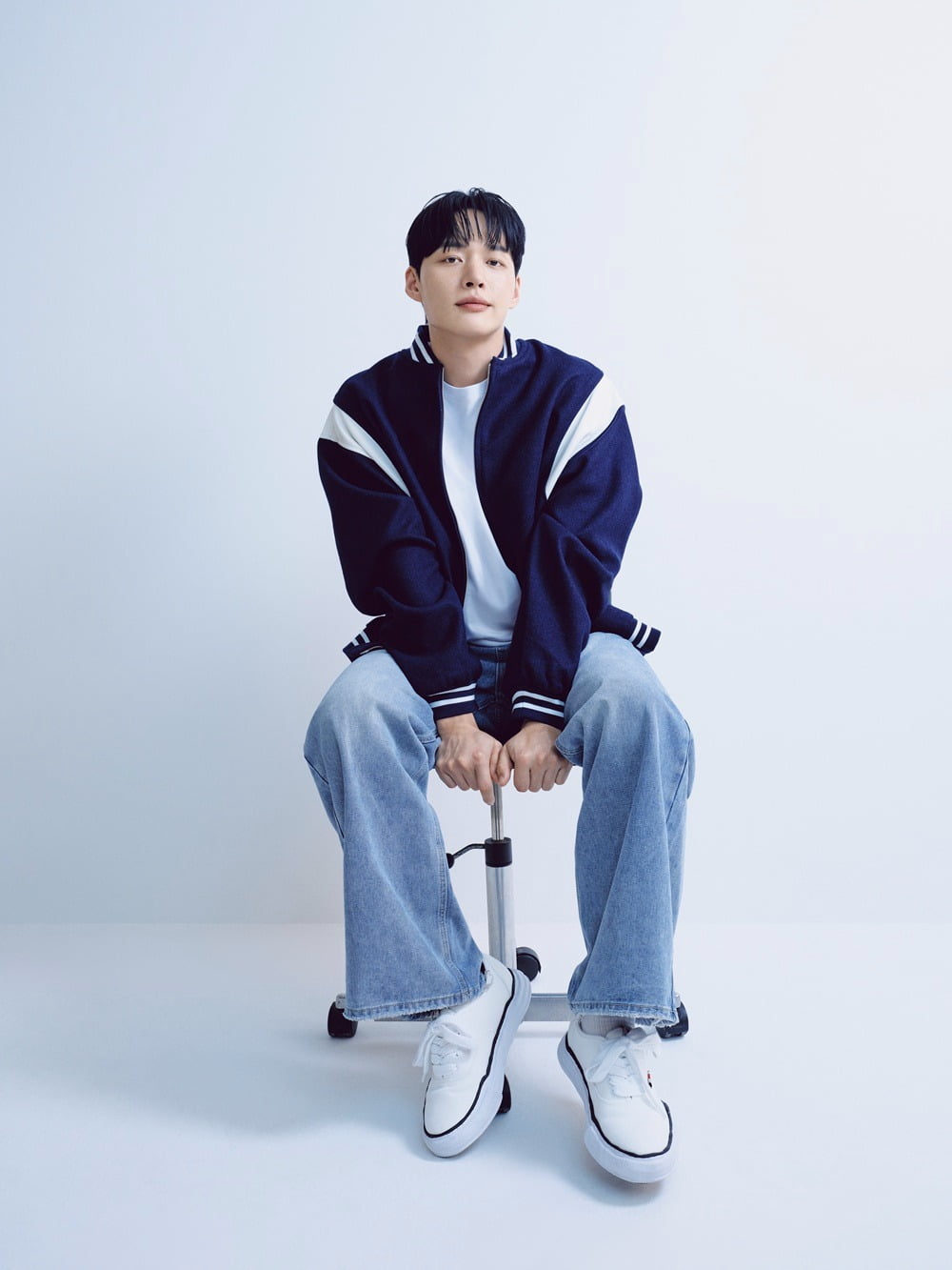 Singer-Songwriter PL to Host Intimate 'Winter Live' Concert in Seoul