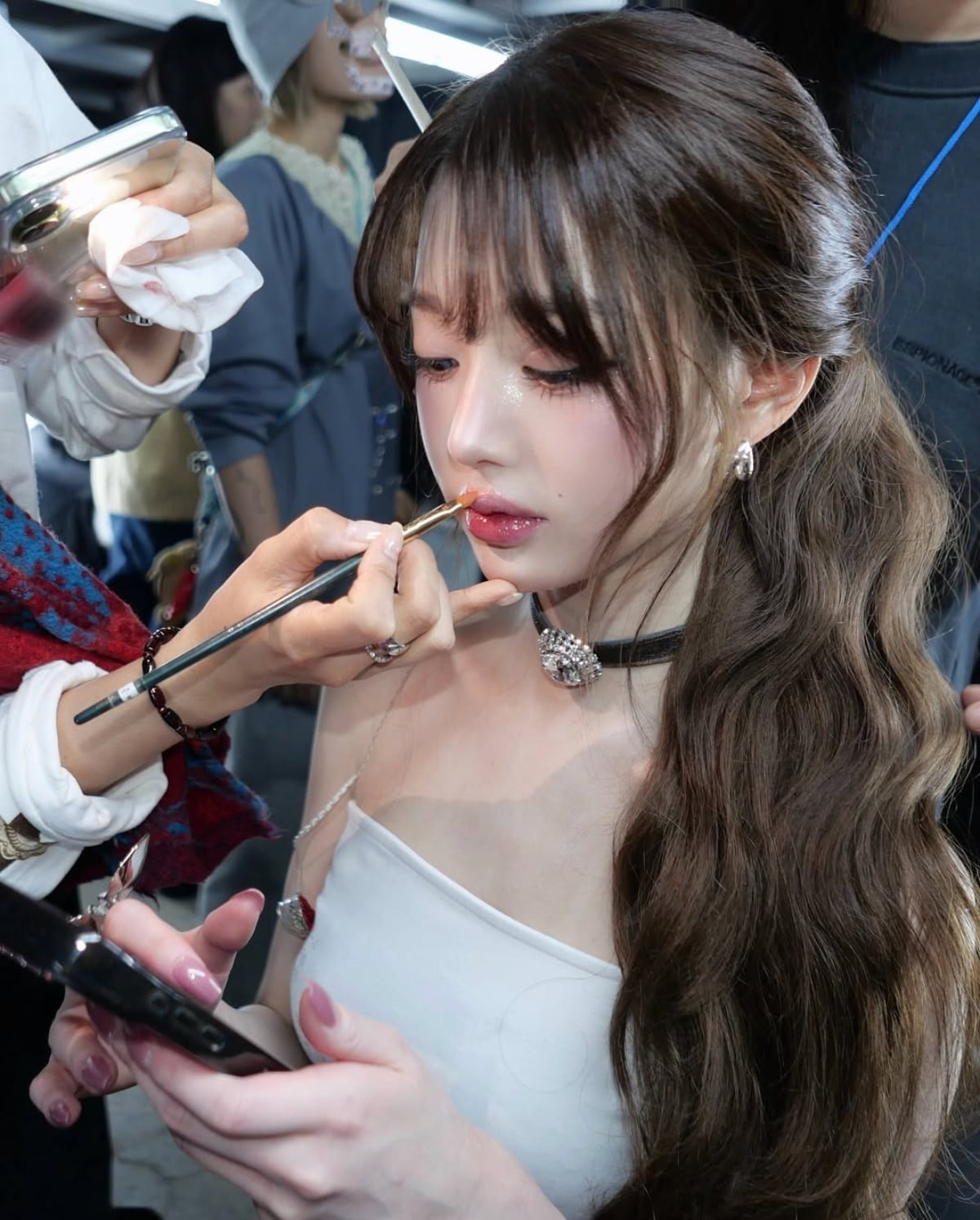 IVEのチャン・ウォニョン、女神のような日常を公開