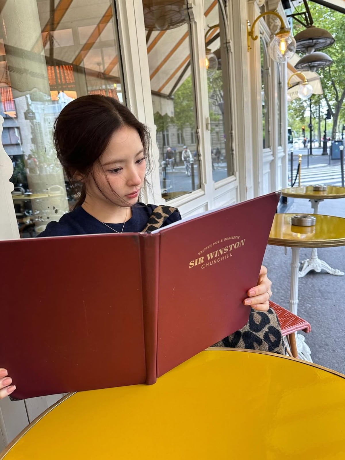 Shin Se-kyung's Elegant Parisian Lifestyle Captivates Fans