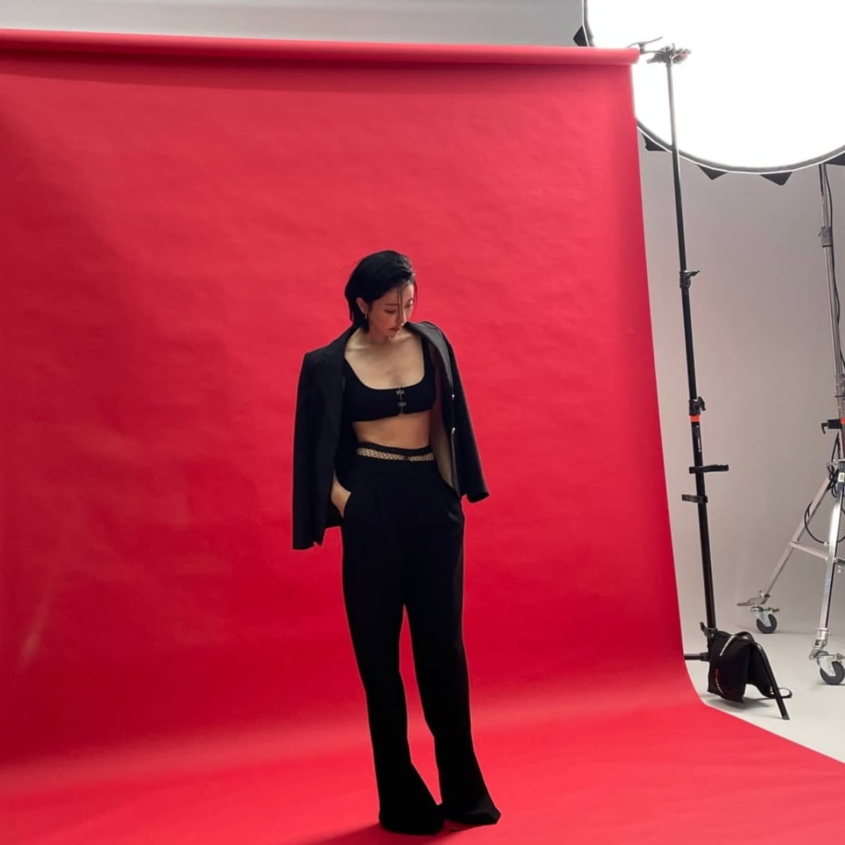 ハン・ダガム、完璧なボディラインで注目を集める！