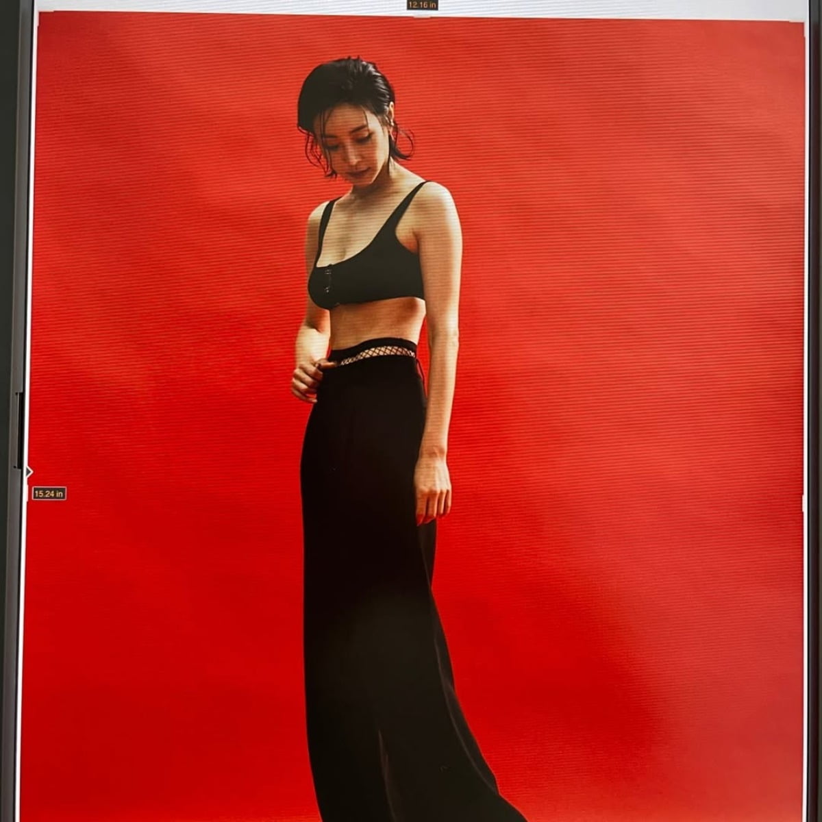 ハン・ダガム、完璧なボディラインで注目を集める！