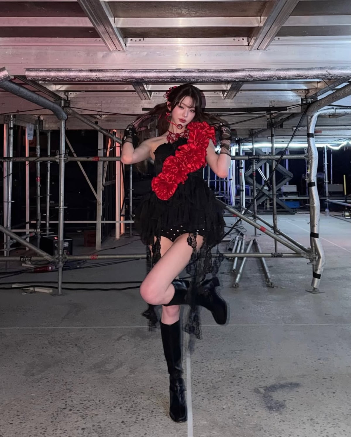 IVEのチャン・ウォニョン、妖精のような美しさで広告界を席巻