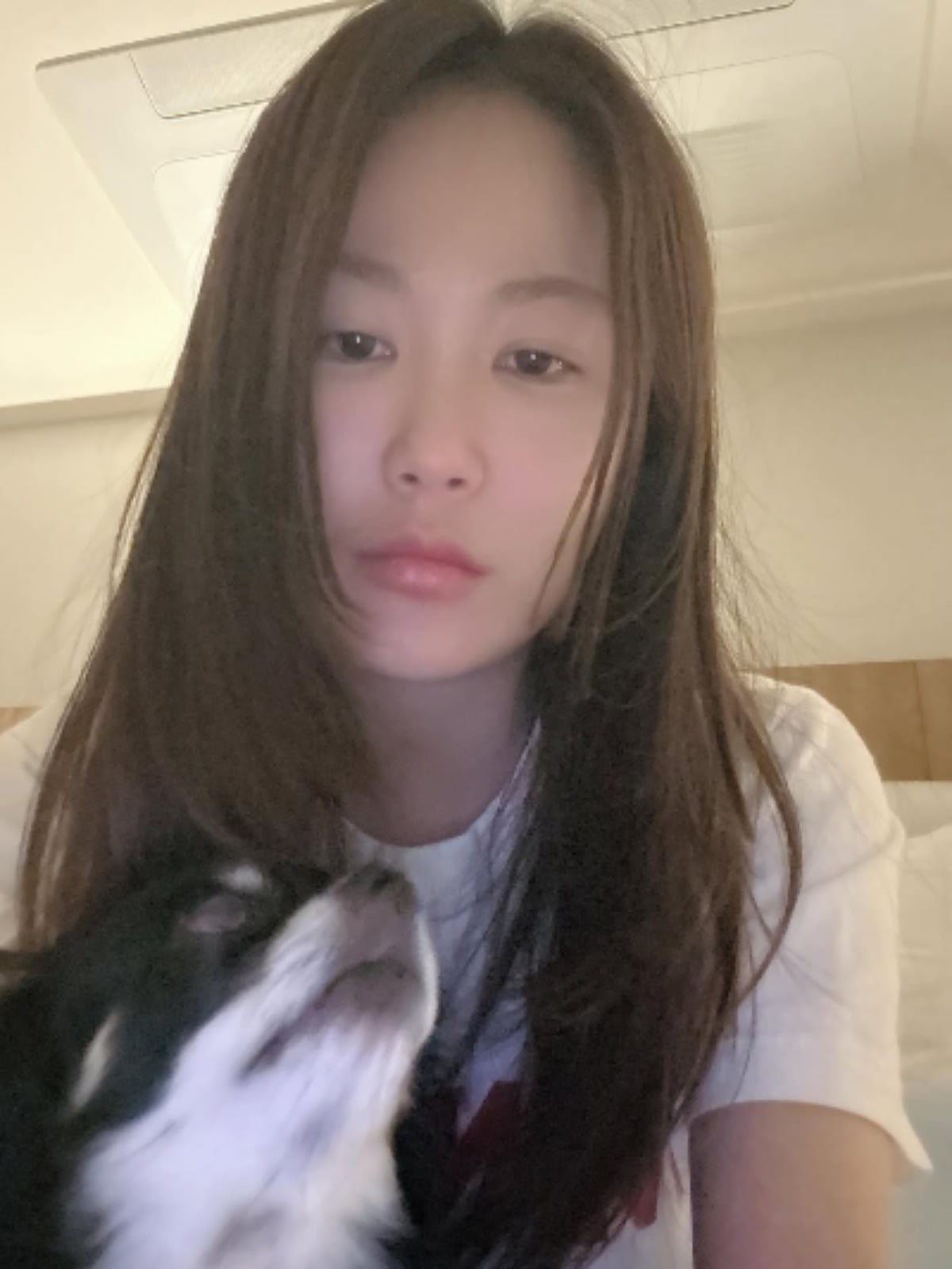 Comedian Kim Ji-min Shares Glimpse of Newlywed Life with Adorable Selfie