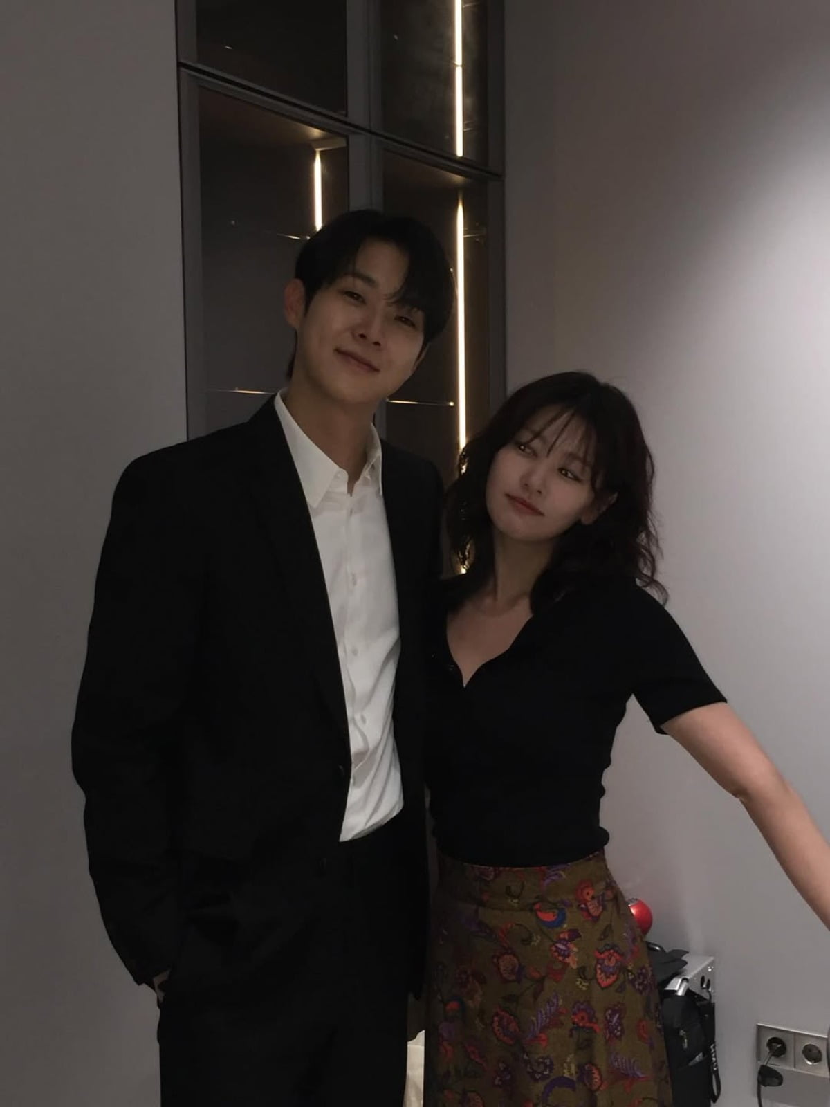 チョン·ソミンとチェ·ウシクの優しいツーショット、ドラマ「宇宙メリミー」の人気の秘訣