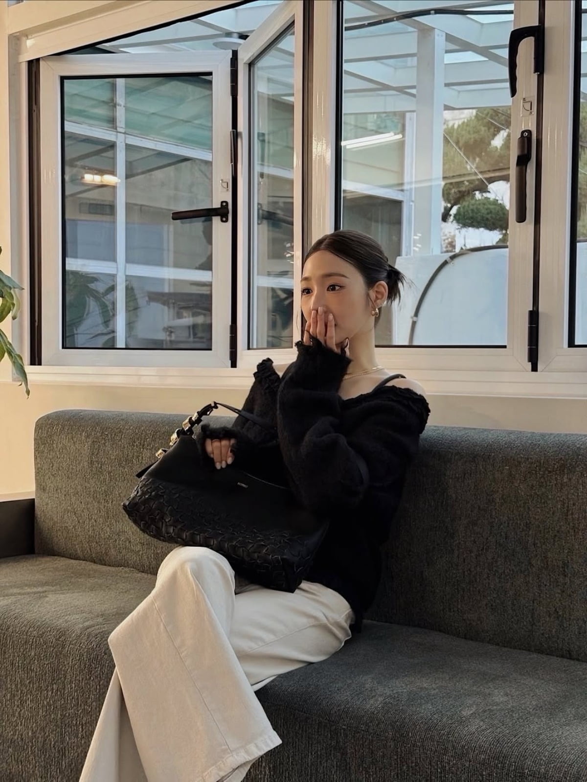 Tiffany Young Captivates Fans with Her Chic Fall Fashion and Financial Wisdom