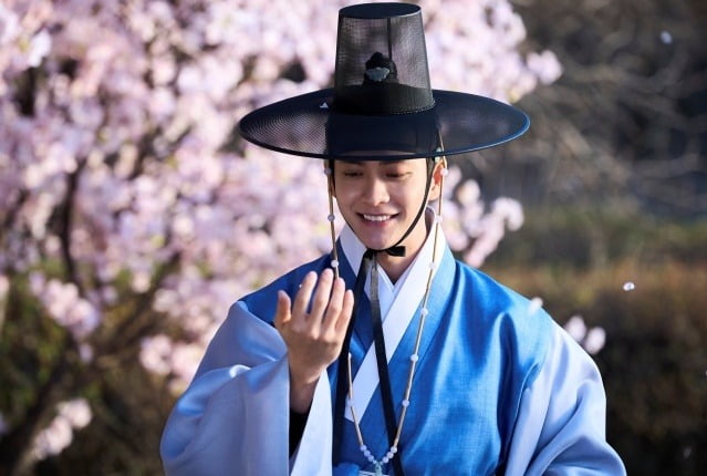 カン・テオ、時代劇での華麗な復帰！『ムーン・リバー』での演技が話題