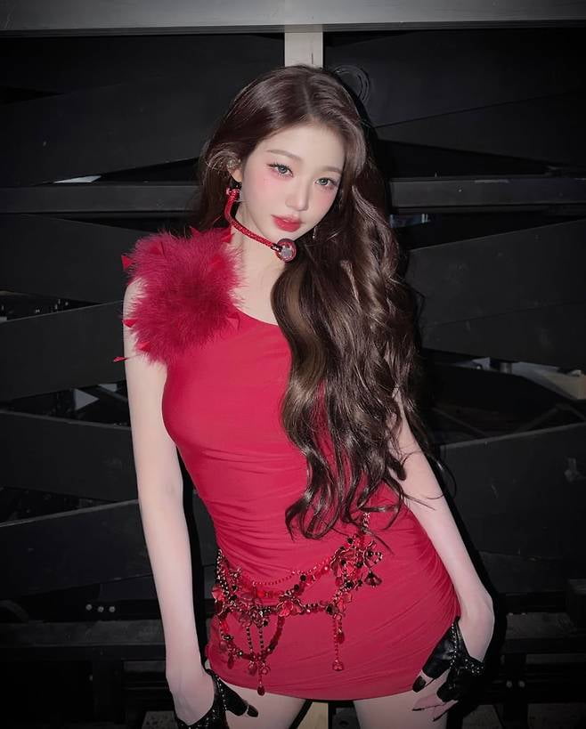 IVE's Jang Wonyoung Purchases Luxury Villa in Seoul's Exclusive UN Village for $9 Million in Cash