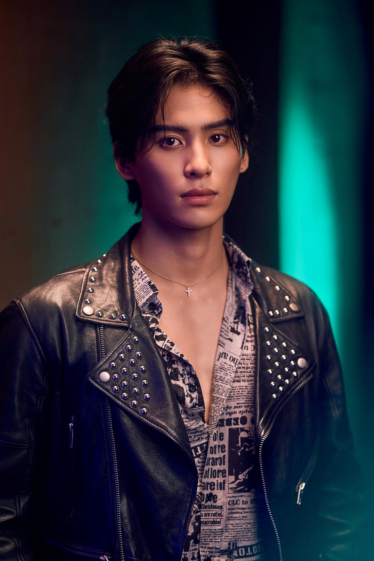 Yoo Taeyang Shines in Debut Performance as 'Roger' in Musical 'Rent'