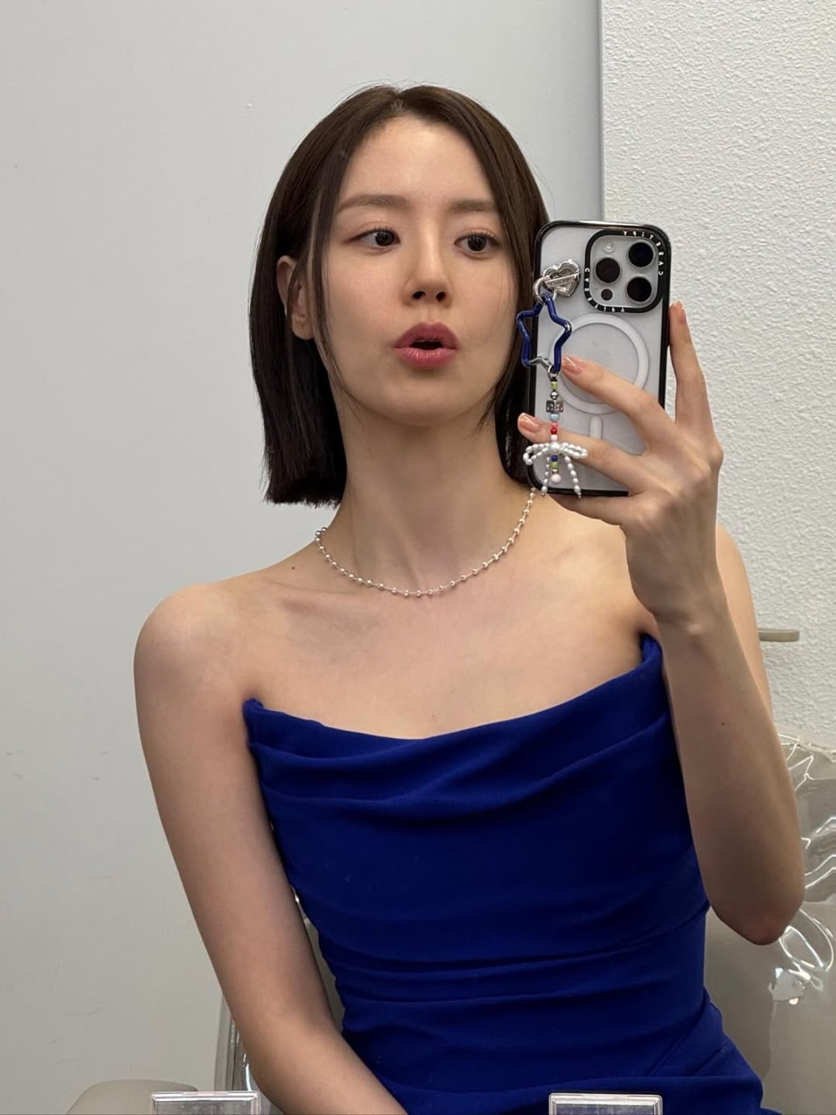 Korean Actress Moon Chae-won Stuns with Chic Bob Hairstyle at 2025 KGMA