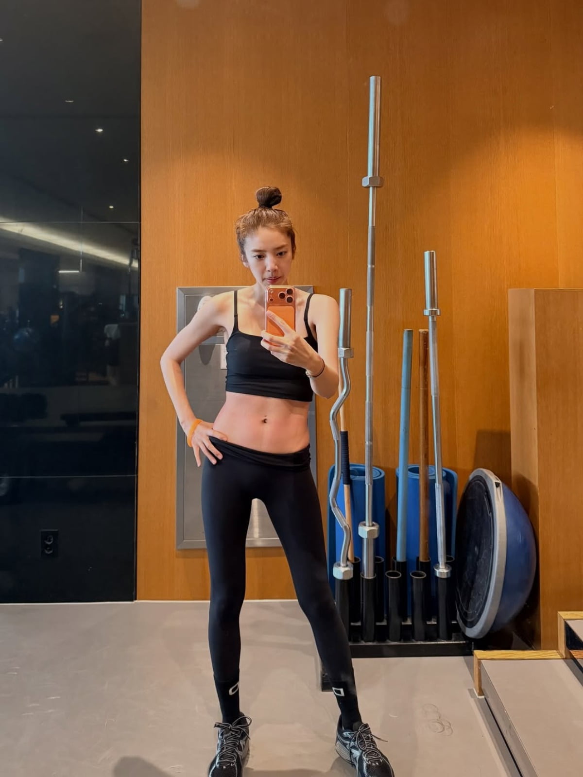 Son Dam-bi Flaunts Fit Physique Post-Childbirth on Instagram