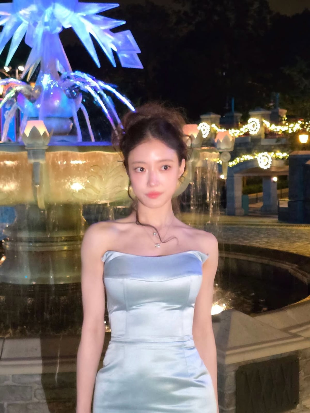 イ・セヨン、輝く美貌でファンを魅了