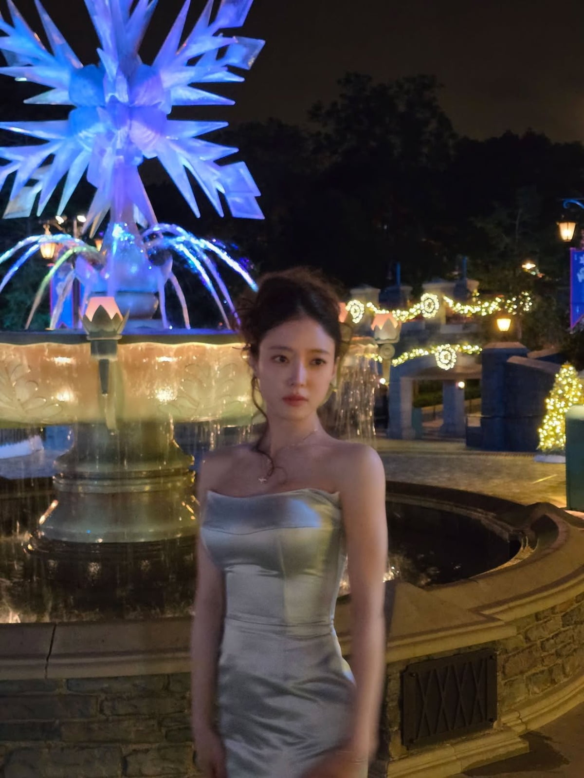 イ・セヨン、輝く美貌でファンを魅了