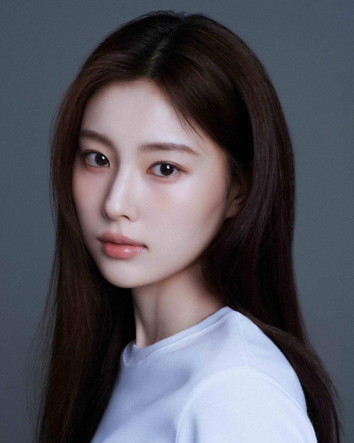 Kang Hye-won Takes on Global Acting Debut in Japanese Drama 'キンパとおにぎり'