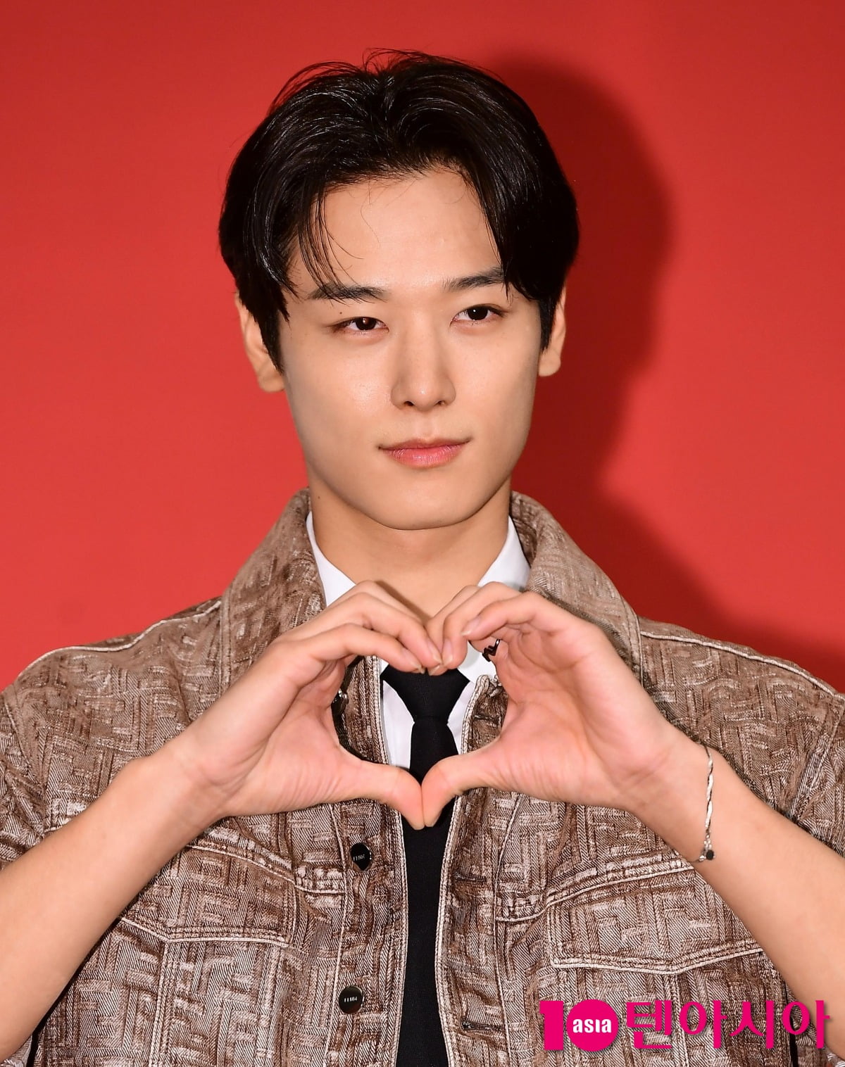 THE BOYZのジュヨン、秋の紅葉を一緒に見に行きたい男性歌手1位に選ばれる