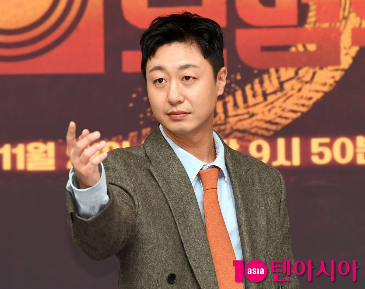 Bae Yoo-ram Attends Press Conference for New SBS Drama 'Taxi Driver 3'