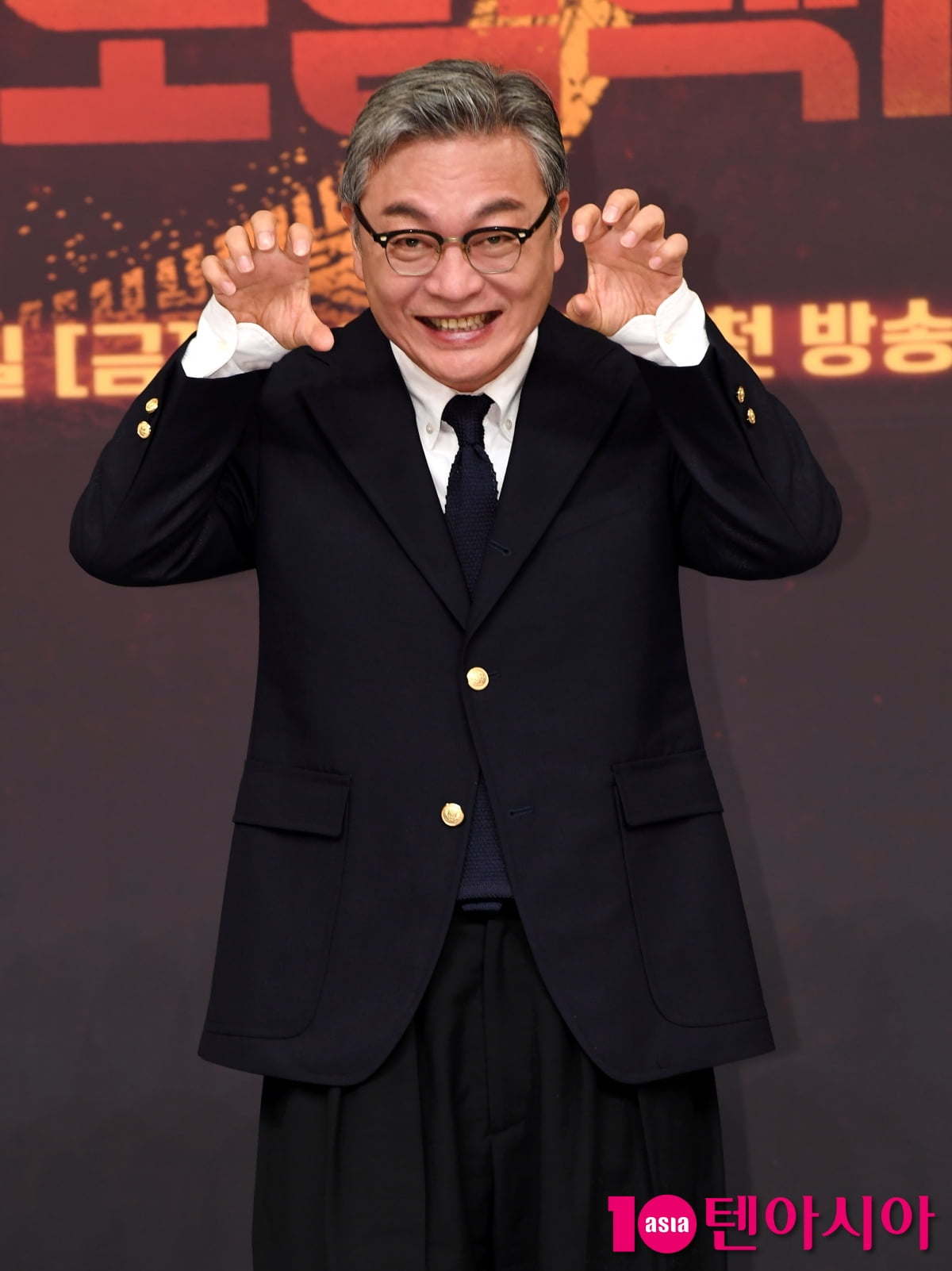 Kim Eui-sung Attends Press Conference for New SBS Drama 'Taxi Driver 3'