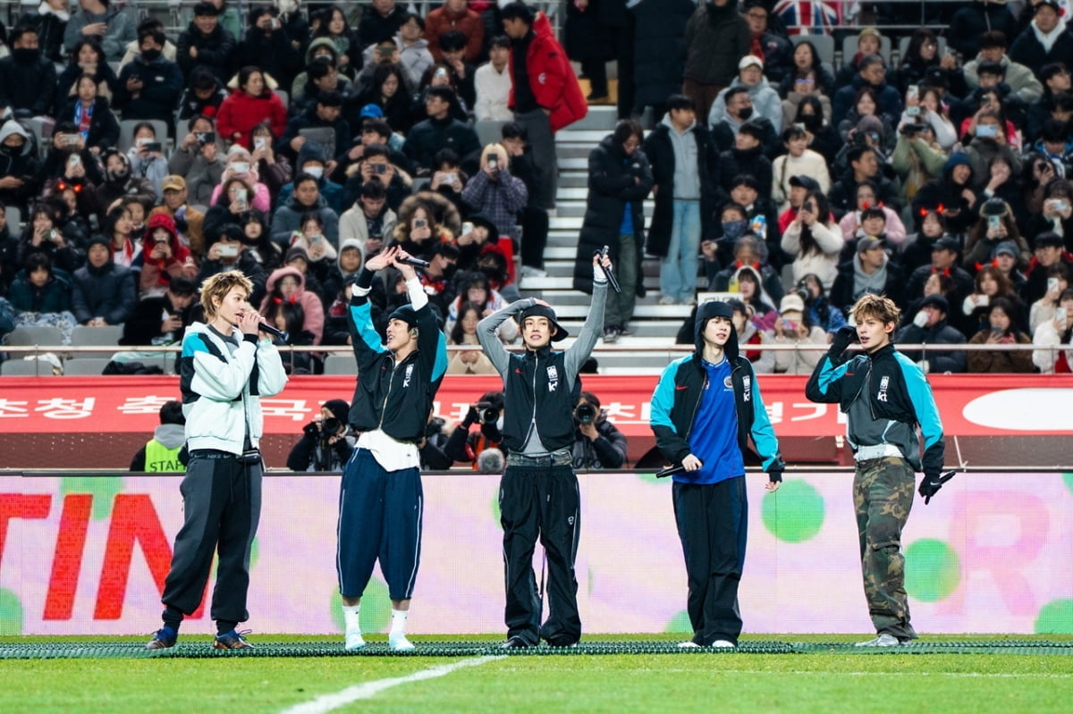 CORTIS Shines at South Korea's National Soccer Team Halftime Show