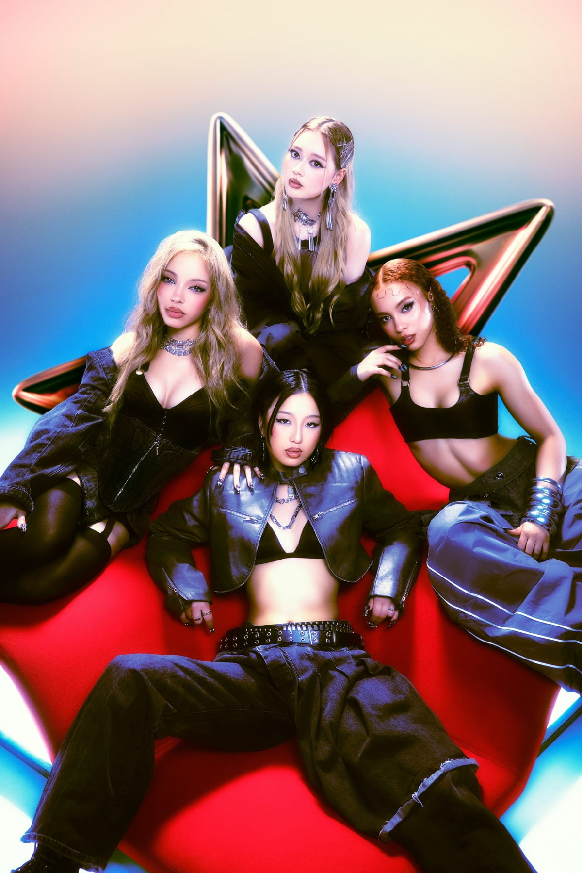 JYPのガールズグループGIRLSET、新曲「Little Miss」MVが1000万回再生突破